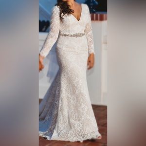 Wedding dress lace long sleeve
